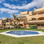 Santa Maria Golf Apartment